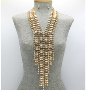 Statement necklace set